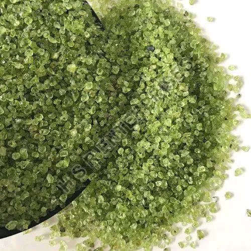Green Peridot Stone Gemstone Chips, For Bracelet, Earring, Necklace, Packaging Type : Poly Bag